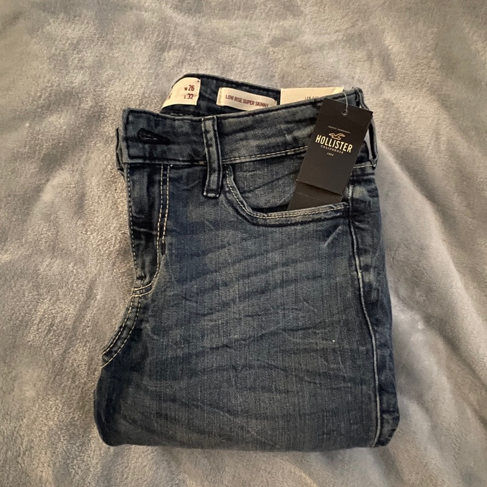 Hollister skinny jeans NWT